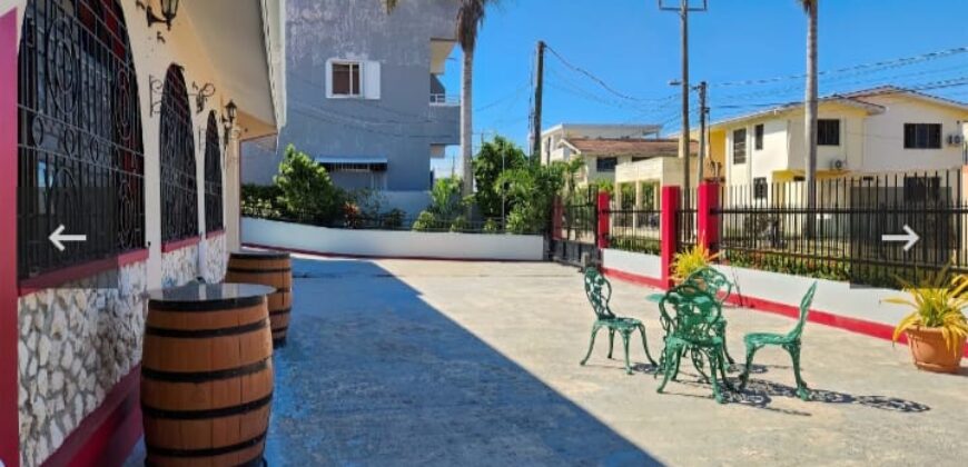 🏡 For Sale: Elegant 2-Story Home in Bella Vista, Belize